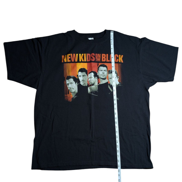 New Kids on the Block Shirt NKOTB 2008 Concert Dates Boy Band See Measurements - Picture 3 of 8
